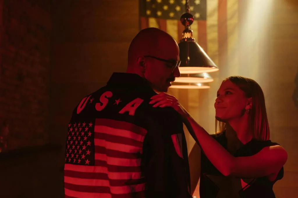 Fécondité et démographie : le déclin mondial et les aspirations familiales en France